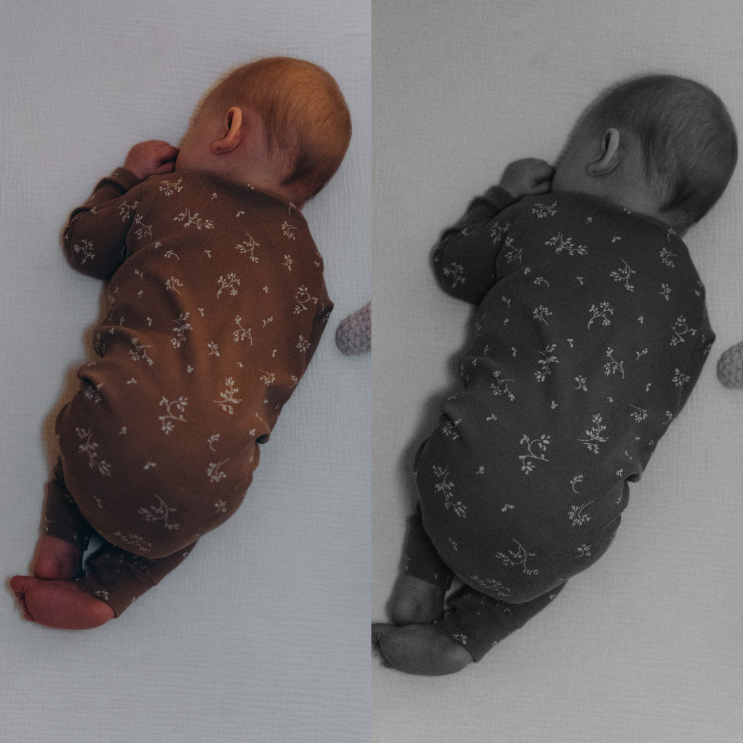 The night mode supported monitor has an IR range of 3 to 5 meters, allowing you to see your baby clearly, even in complete darkness. Our 940 nm invisible LEDs* are designed to emit minimal light to avoid disturbing your baby during sleep. * >5 LUX (IR OFF) /<= 0 LUX (IR ON)