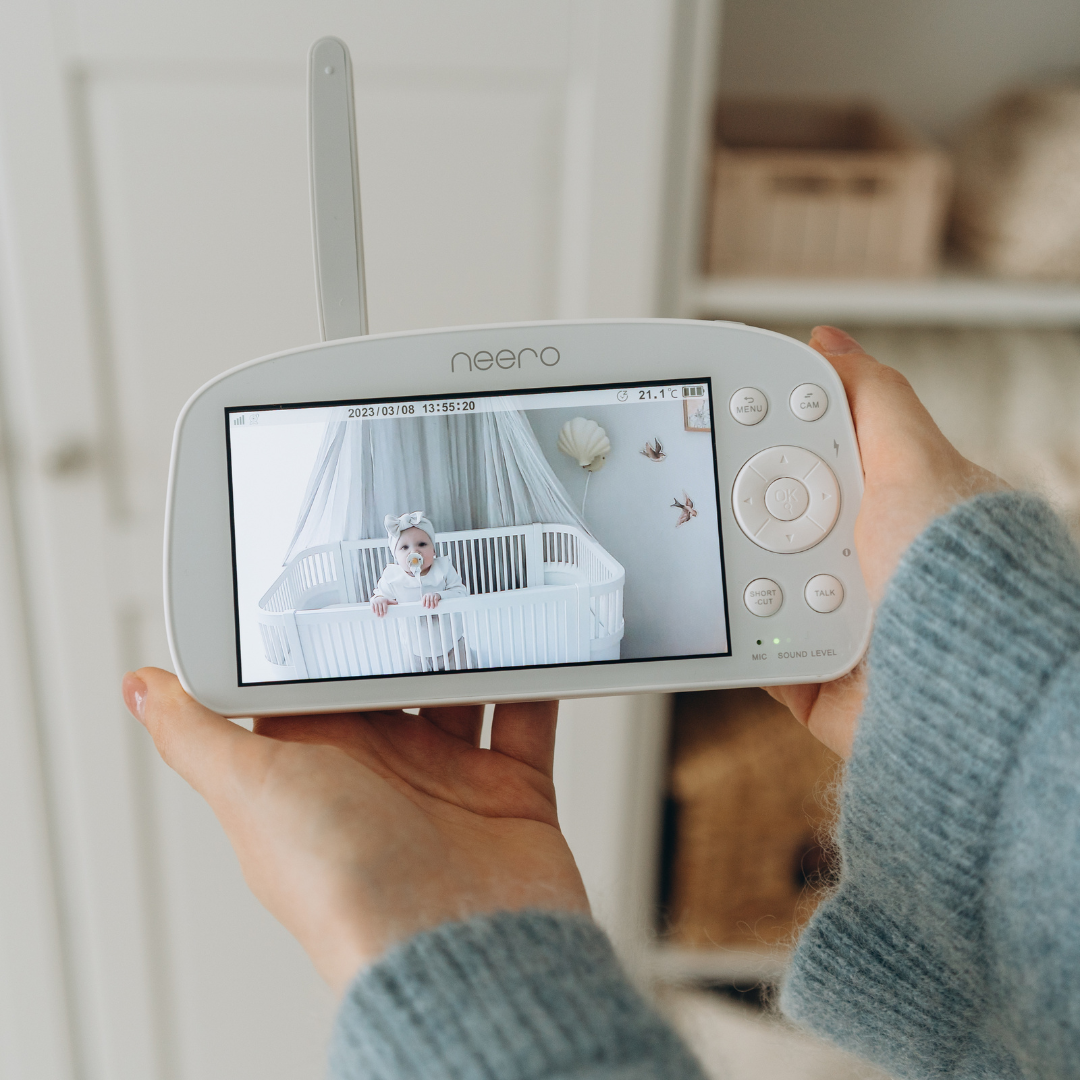 As a parent, you deserve complete control over who is able to access your baby's feed. Enjoy ultimate peace of mind knowing that no one can compromise your privacy with a seamless and secure 2.4GHz FHSS connection that protects your Neero baby monitor from interference, hacking, and unauthorized access.